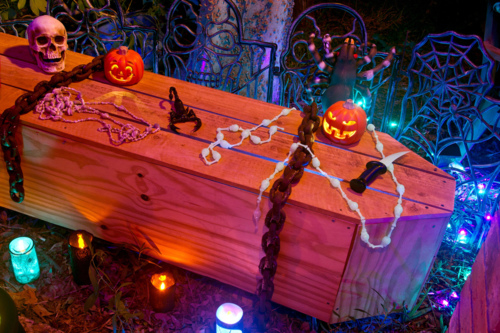37635-coffin-halloween-decorations