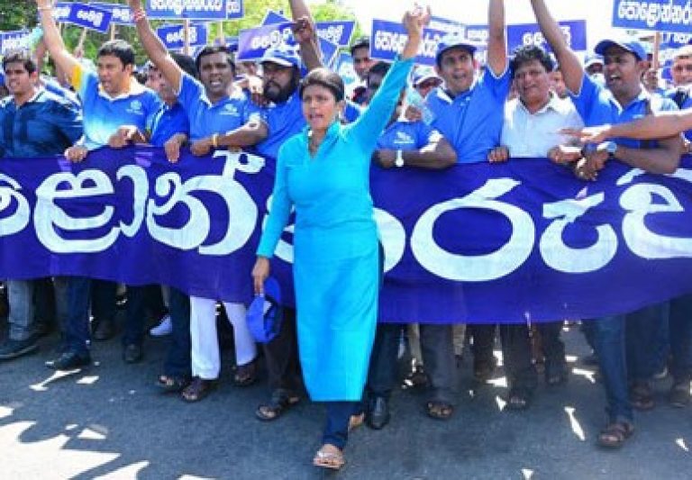 පවුල්වාදය ගැන ජනපති සිරිසේන පිළිතුරු දිය යුතු ප්‍රශ්ණයක්