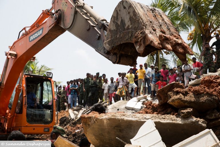 ජායරූප කතාව: මීතොටමුල්ල ඛේදවාචකය සහ ජනපති- අගමැති නිහඩතාවය