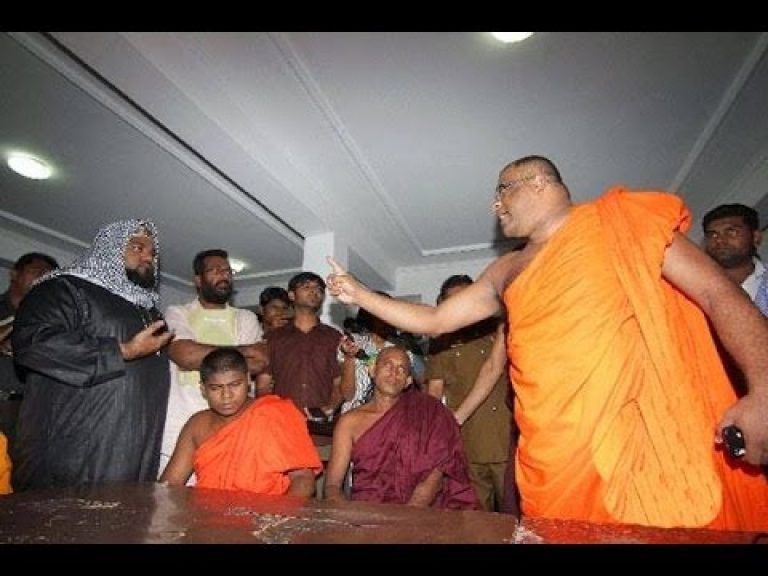 ධර්මය සහ ආගම  – චාර්ල්ස් පොන්නුතුරෙයි සර්වාන්