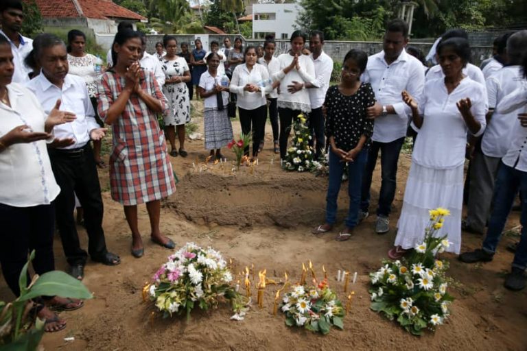 පාස්කුවේ කදුළු අන්තවාදයේ සැමරුමක් නොවීමට –  ධනුෂ්ක සිල්වා