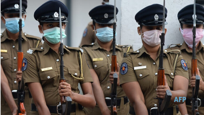 coronavirus-police-sri-lanka-lg