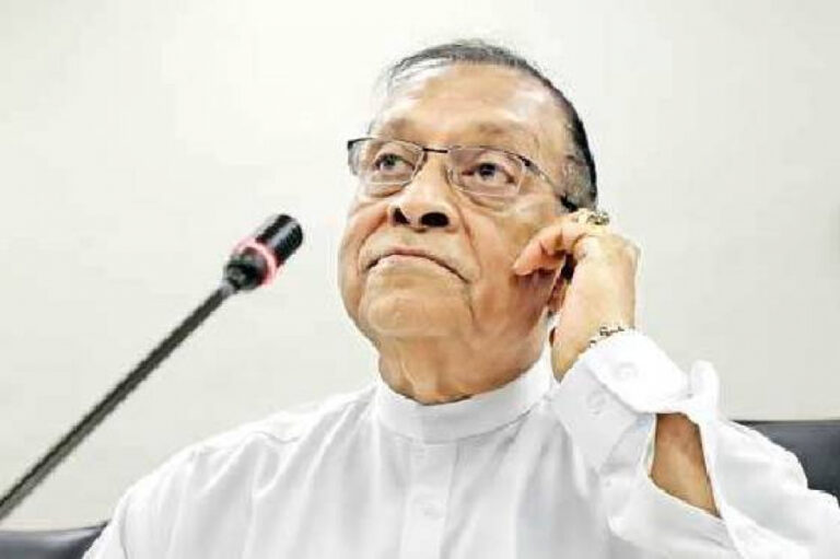 බල දේශපාලනයට එන්නේ නෑ – ඒ නිසා පක්ෂ හදන්නෙත් නෑ පොදු අපේක්ෂක කතාත් නෑ – කරු ජයසූරිය