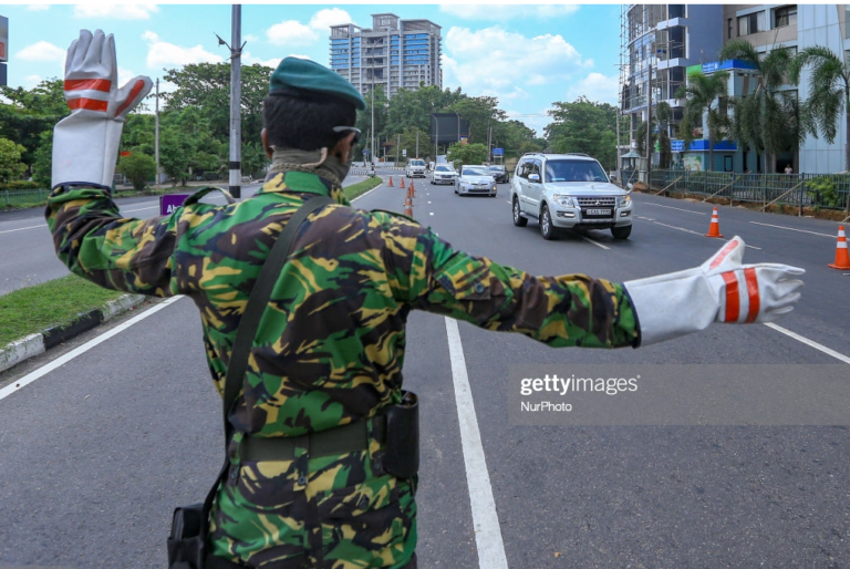 රට මිලිටරිකරණය කිරීමෙන් වසංගතය මර්දනය කරන්න බැහැ; රට බංකොලොත්වීමේ අනතුර අභියස ජීවිත  ඔට්ටුවට නොතබනු  – කරු ජයසූරිය