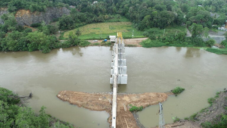 වියතුන් තැනූ “මෝඩ බැම්ම”ක් නිසා දුක්විඳින මාතර මිනිස්සු –   විශේෂඥ වෛද්‍ය අජිත් අමරසිංහ