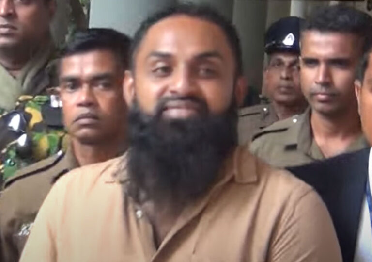 ජනපතිවරයාට එරෙහිව නඳුන් චින්තක පිපිර වූයේ කුමන්ත්‍රණ බෝම්බයක්ද?