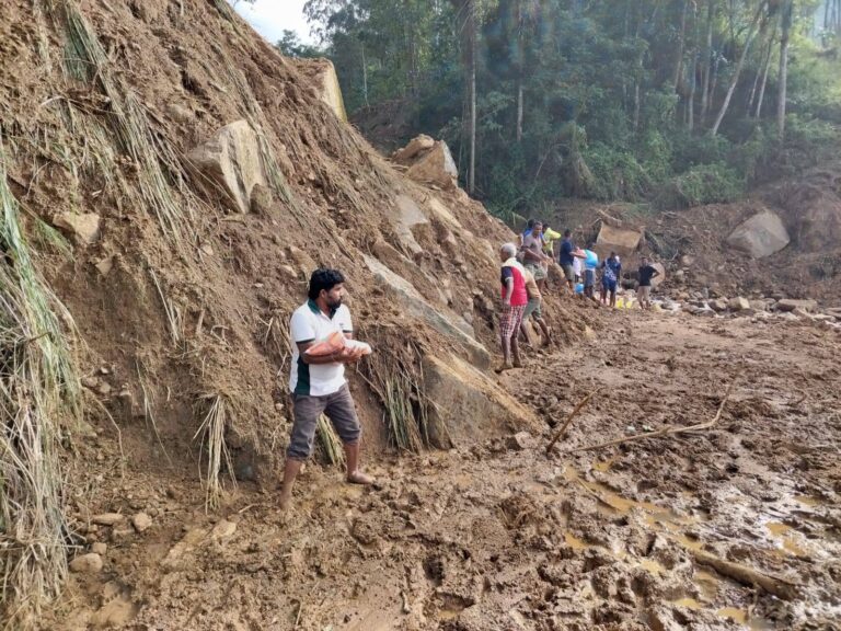 මෙරට හදුණාගත්  නායයෑම් අවදානම් ස්ථාන 14,184; කඩුගන්නාව සහ බදුල්ල ඉහළම අවදානමක