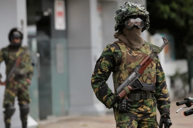 දිට්වා සුළි කුණාටු අර්බුදය මධ්‍යයේ හදිසි නීතිය පැනවීම සම්බන්ධයෙන් විකල්ප ප්‍රතිපත්ති කේන්ද්‍රයෙන් අනතුරු ඇඟවීමක් !