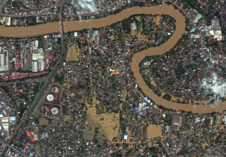 ශ්‍රී ලංකාවෙන් පහෙන් එකක්  සුළි කුණාටු ජලයෙන් යට වුණා- යූඑන්ඩීපී විශ්ලේෂනය;  මධ්‍යස්ථ කම්පන පවා පහල සමාජ තීරුවට දිගුකාලීන පසුබෑමක් බවට පත්වේවි!