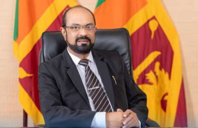 අල්ලස් හෝ දූෂණ චෝදනා විමර්ශන කොමිසම (CIABOC)  වත්මන් බලශක්ති අමාත්‍ය කුමාර ජයකොඩිට එරෙහිව චෝදනා ගොනු කරයි!
