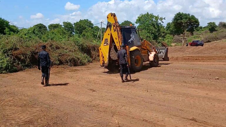 මහවැලි රක්ෂිත ගිලගන්නා දේශපාලන හස්තය:   මහවැලි නීතියේ  නිරුවත තොරතුරු පනතින් එලියට – රාහුල් සමන්ත හෙට්ටිආරච්චි