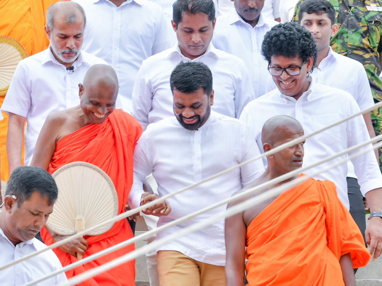 මුල සිට අගට: ළමා අපයෝජන චෝදනා මත ශ්‍රී ලංකාවේ බලවත්ම බෞද්ධ භික්ෂුවක් අත්අඩංගුවට ගෙන නිදහස් කළ ආකාරය